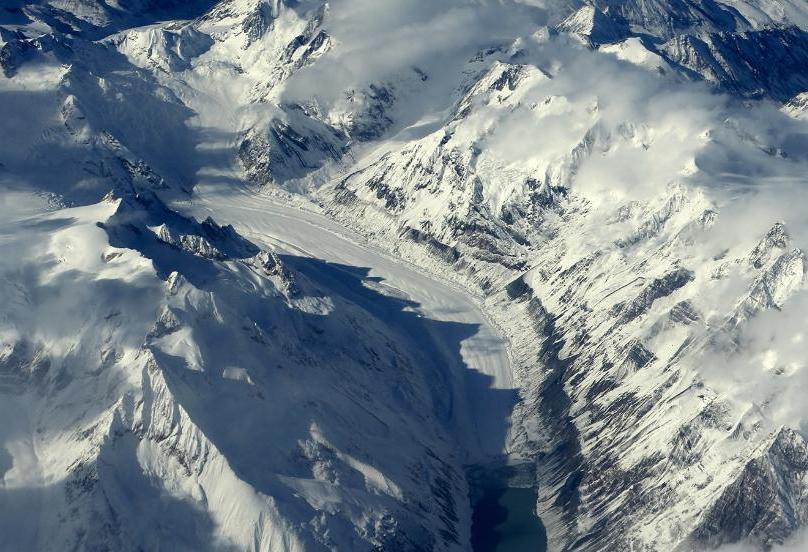 Aerial view of Sichuan-Tibet highway