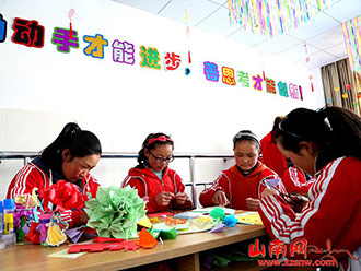 琼结县中学社团活动展示素质教育风采
