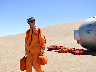 “太空教师”王亚平的沙漠训练故事 
