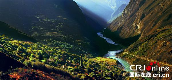 Kreis Rongzhag des Bezirks Garzê: Aufbau einer Öko-Touristenattraktion