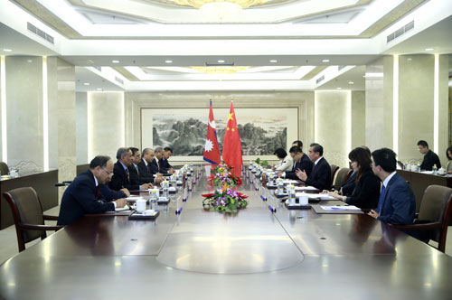 Nepals Außenminister: Empfang von chinesischen Investitionen ist kein Balance-Akt für Indien Nepals Außenminister: Empfang von chinesischen Investitionen ist kein Balance-Akt für Indien