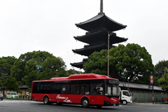 实拍日本京都街头的中国电动巴士