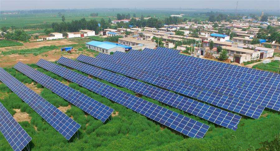Erstmalig Photovoltaik-Farm in tibetischem Armendorf gebaut Erstmalig Photovoltaik-Farm in tibetischem Armendorf gebaut