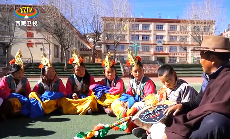 《西藏诱惑》香堆镇的“藏戏人”