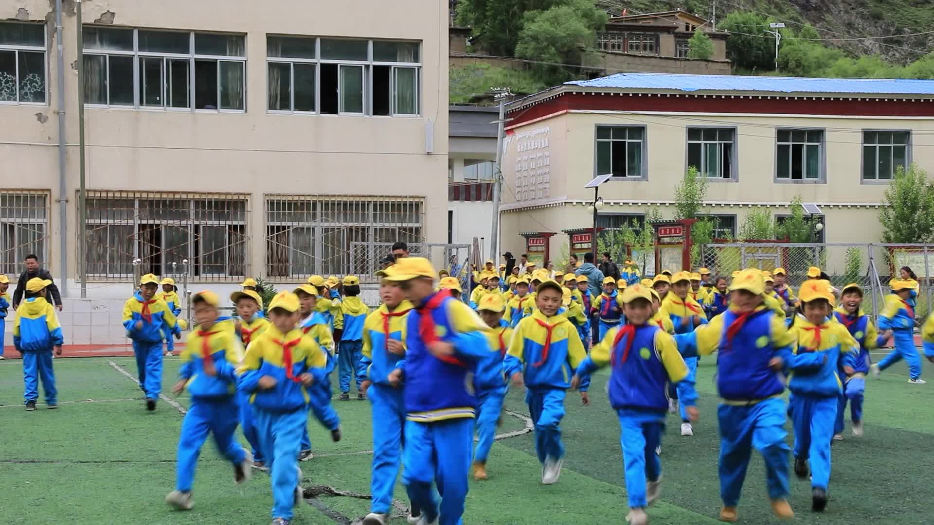 【“趣”看西藏】怒江之畔舞锅庄：高原课间操正确打开方式