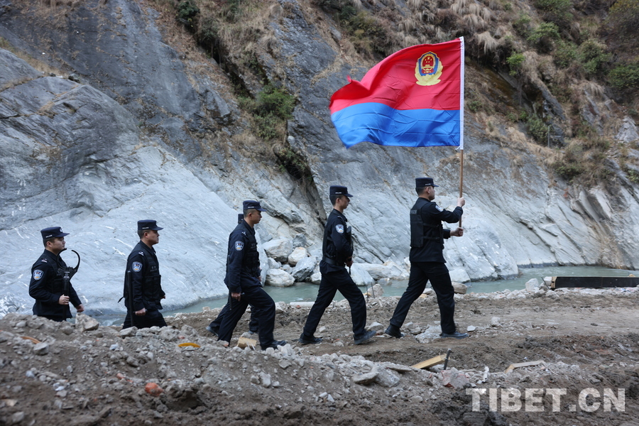 西藏聂拉木边检站：忠诚坚守国门一线