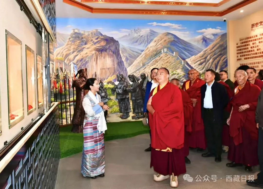 班禅额尔德尼·确吉杰布在昌都开展社会调研并举行佛事活动
