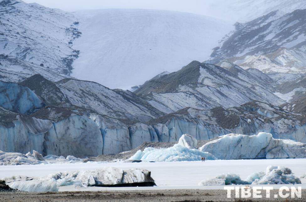 祥格拉冰川：冬季限定蓝冰之旅