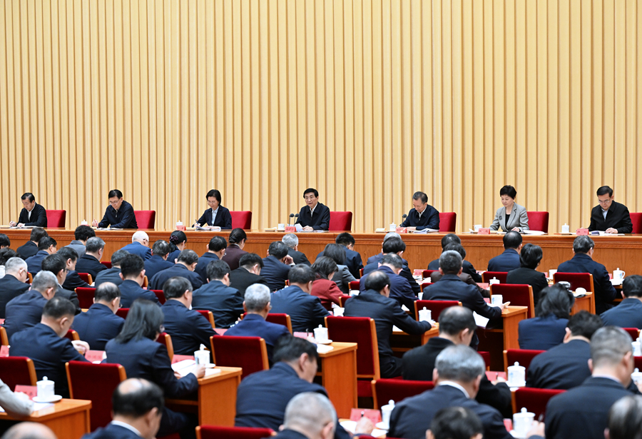 全国统战部长会议在京召开 王沪宁出席并讲话