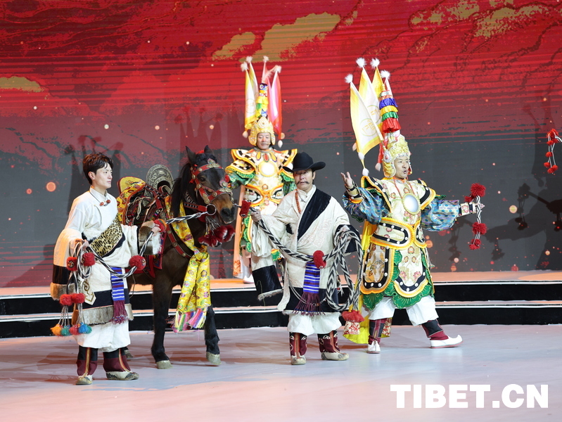 牧歌新唱，火马迎春：那曲打造民族团结文化盛宴