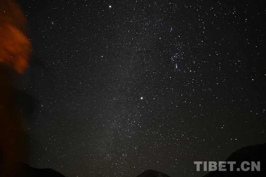 【新春走基层】在阿里暗夜公园邂逅浪漫星空