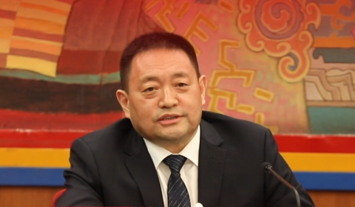 【代表面对面】全国人大代表、西藏自治区主席嘎玛泽登：小葡萄大产业，雪域高原60年发展缩影