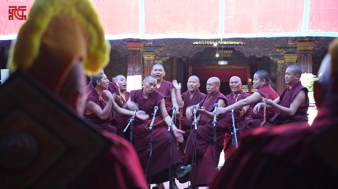 三十余载精研五部大论，色拉寺僧才阿旺列谢荣获2026年度格西拉让巴第一名