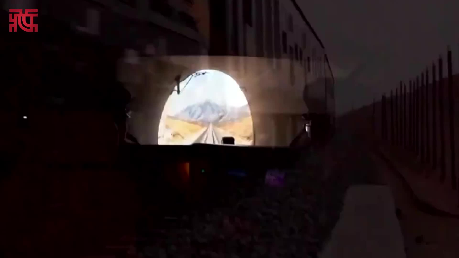 【见证天路变迁】拉林铁路首发司机斯朗旺扎：开车人要想着坐车人，我们身后有上千名乘客