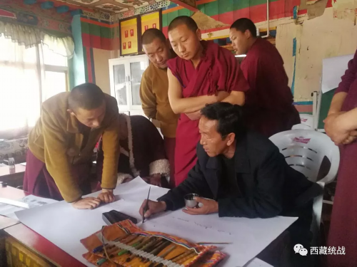 达孜区雪寺专职管理特派员机构组织僧尼开展学习藏文书法活动