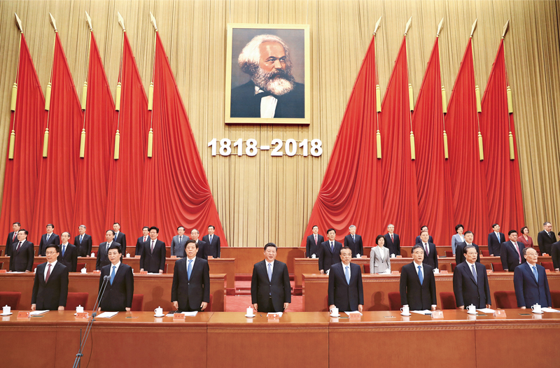 习近平：坚持用马克思主义及其中国化创新理论武装全党