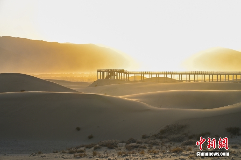 探訪西藏首家沙漠公園 領略絕美大漠風光