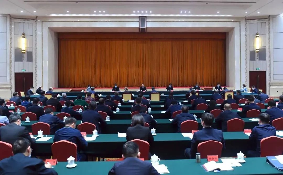 省級工商聯主席和黨組書記專題研究班學員座談會在京召開 石泰峰出席并講話