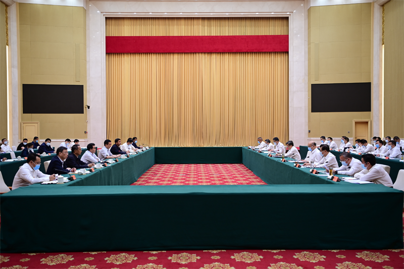 西藏自治区党政代表团赴河北省考察学习并召开两省区工作座谈会