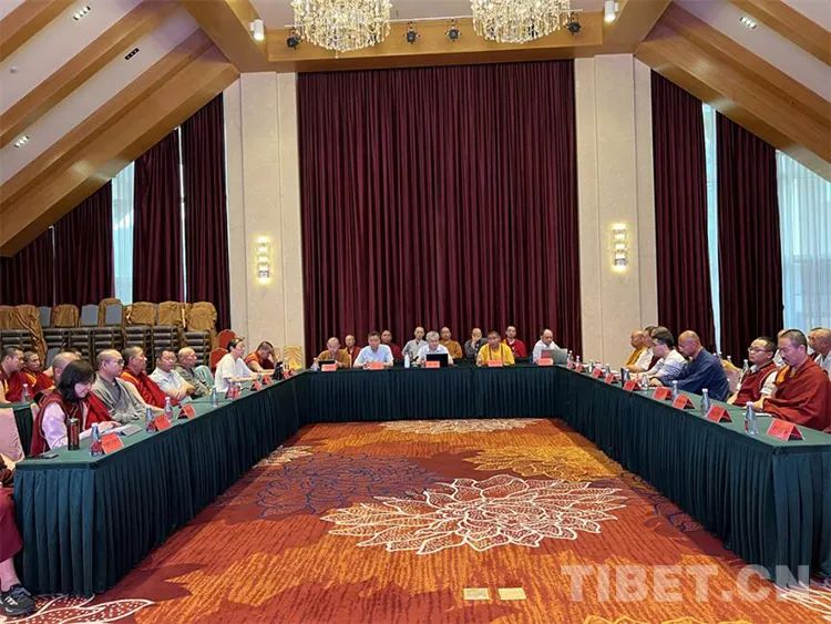 “藏传佛教与铸牢中华民族共同体意识”学术研讨会在内蒙古赤峰召开