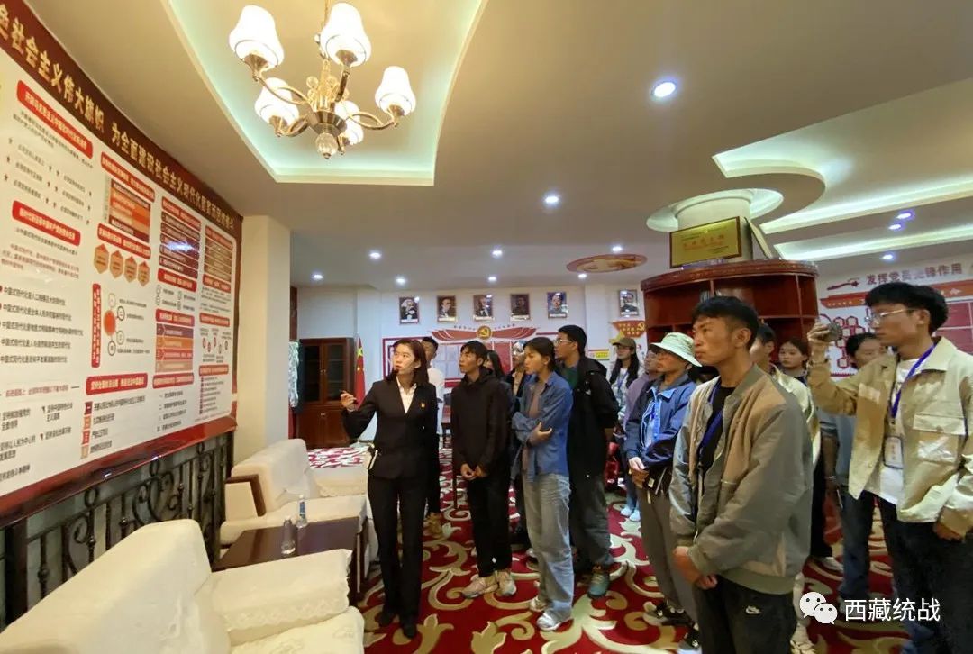 走進企業 觸摸企業——日喀則市就業創業培訓中心組織高校畢業生到西藏金塔集團進行參觀學習