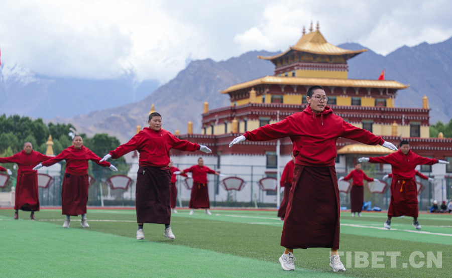 健康學修 西藏佛學院第六屆運動會開幕