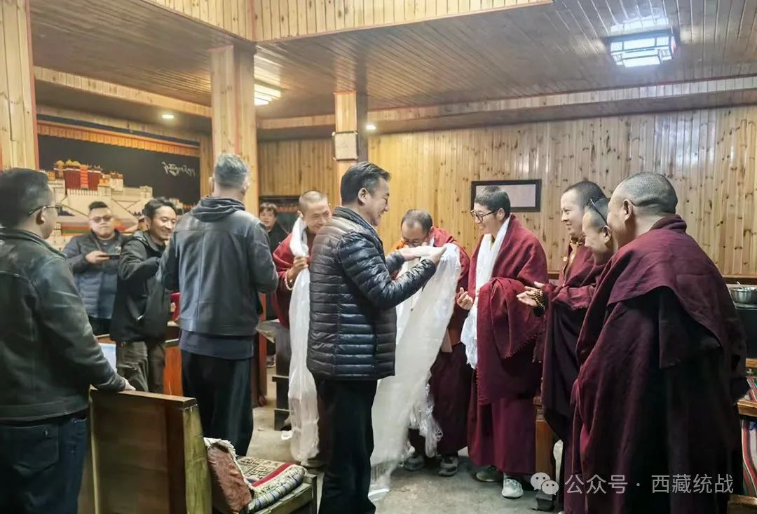 那曲市委常委、統(tǒng)戰(zhàn)部部長赤來塔吉深入索縣調(diào)研