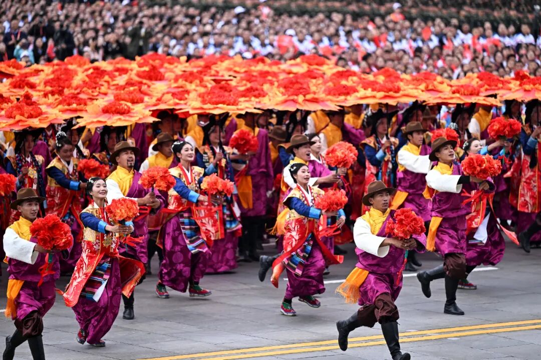 中国特色解决民族问题的道路是完全正确的