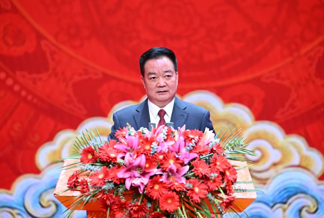 西藏自治区举行2026年春节藏历新年团拜会 王君正向全区各族人民致以美好节日祝福