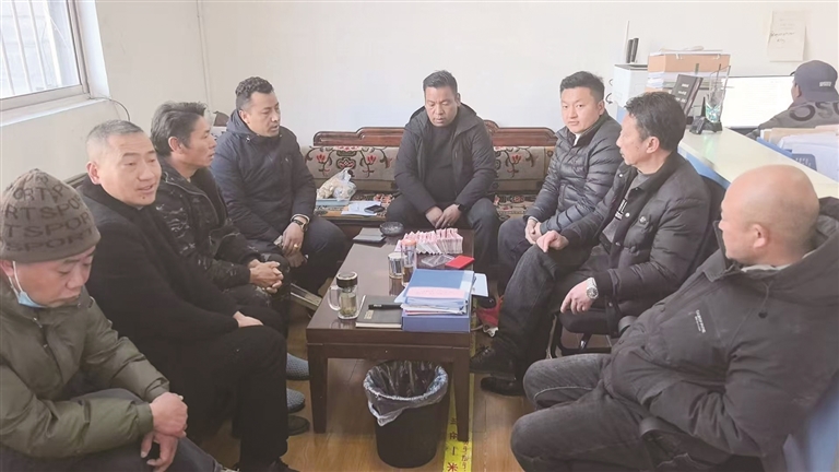 一杯“八宝茶”“泡”出民族团结“和谐”曲