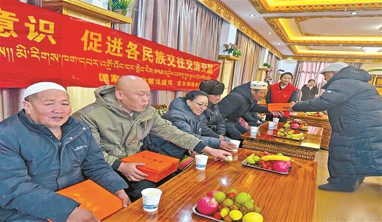拉萨一条街，流淌新故事