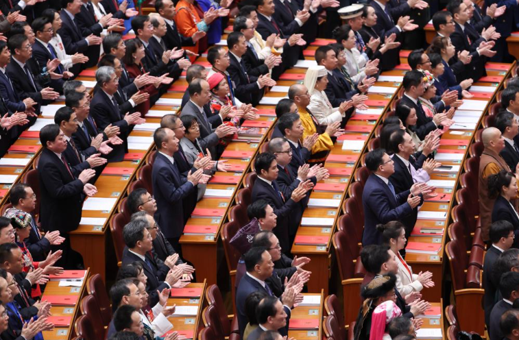 在法治轨道上推进民族团结进步事业