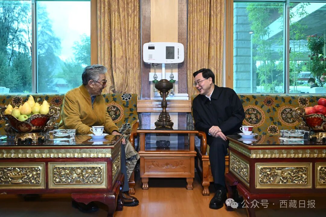 胡昌升看望慰问帕巴拉·格列朗杰等老同志